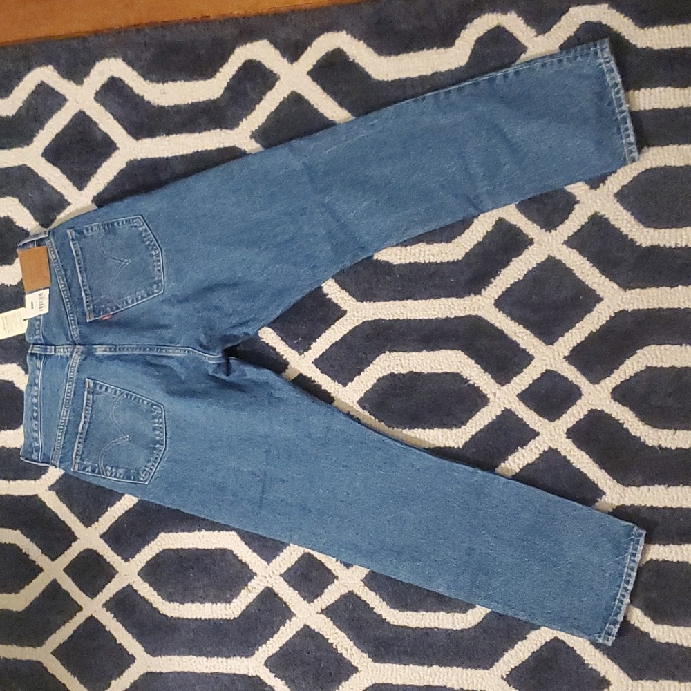 Levi's Women's Premium 501 Original Fit Jeans - Picture 5 of 8
